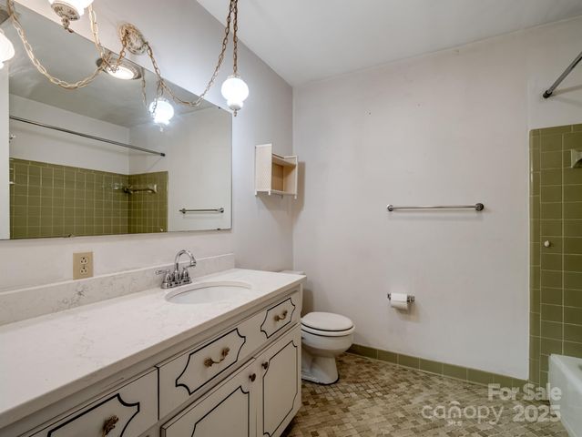 3200 Allenwood Road, Charlotte, NC 28270