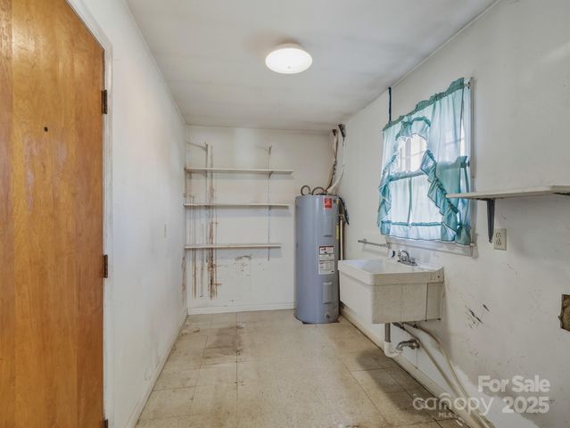 3200 Allenwood Road, Charlotte, NC 28270