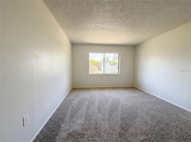 607 33RD AVENUE DRIVE E, Bradenton, FL 34208