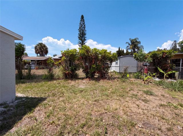607 33RD AVENUE DRIVE E, Bradenton, FL 34208