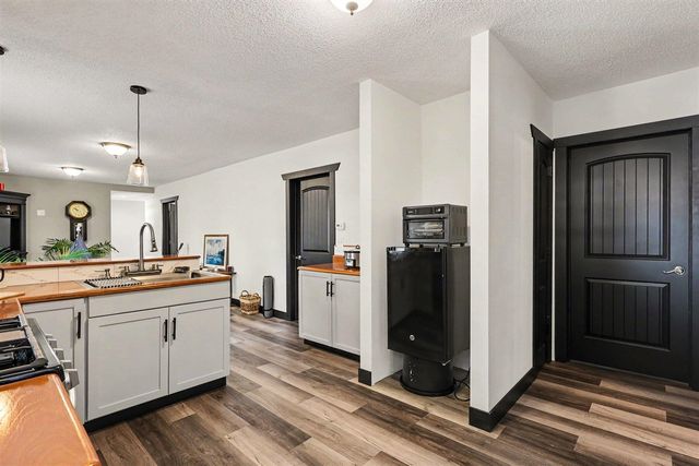 686 Marquette Avenue, Muskegon, MI 49442