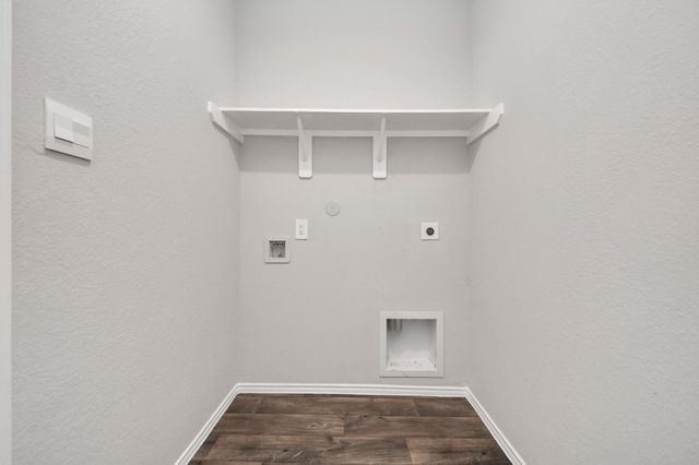 21349 Pine Mill Drive, New Caney, TX 77357