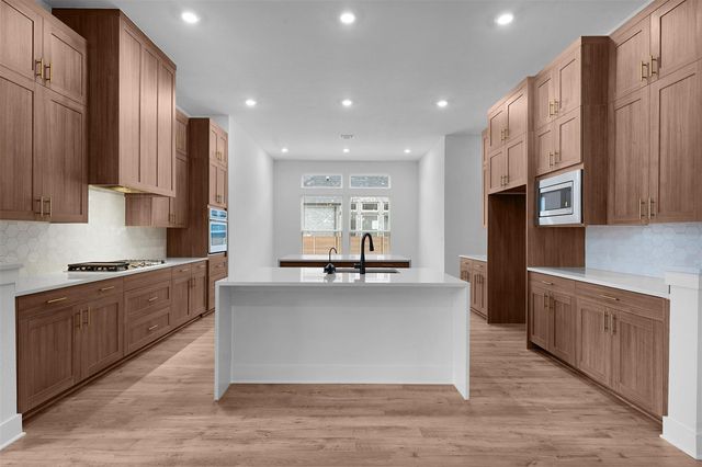 1037 Painted Horse DR, Georgetown, TX 78633