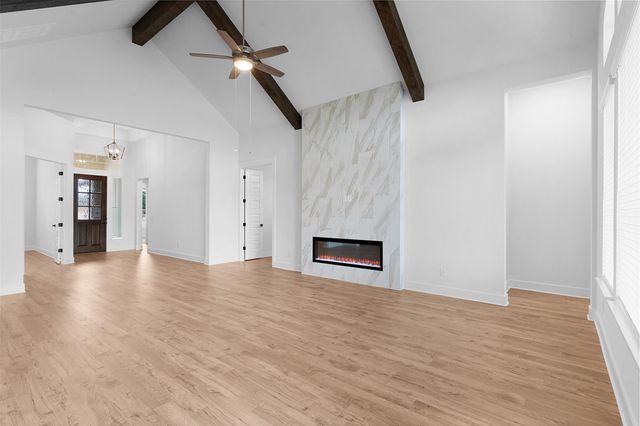 1037 Painted Horse DR, Georgetown, TX 78633