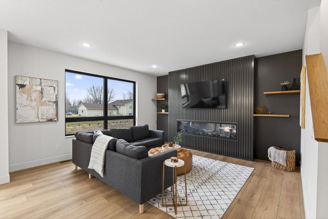 9984 14th Circle NE, Saint Michael, MN 55376