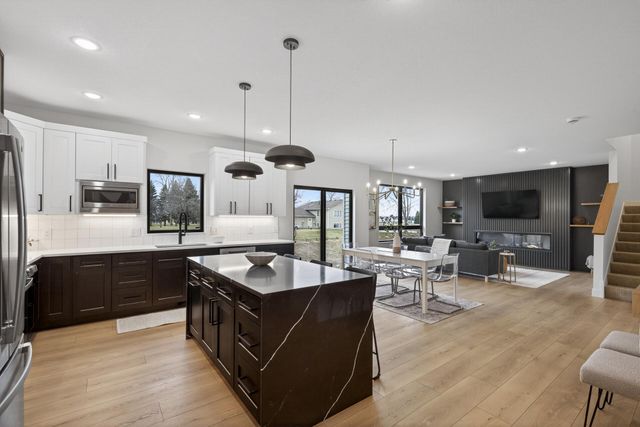 9984 14th Circle NE, Saint Michael, MN 55376