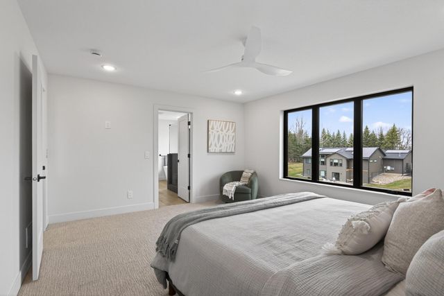 9984 14th Circle NE, Saint Michael, MN 55376