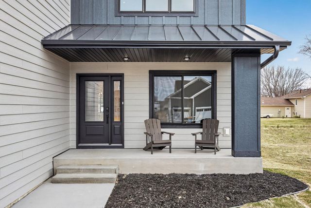 9984 14th Circle NE, Saint Michael, MN 55376