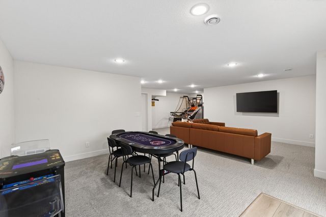 9984 14th Circle NE, Saint Michael, MN 55376