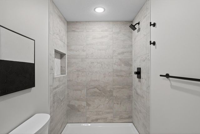 9984 14th Circle NE, Saint Michael, MN 55376