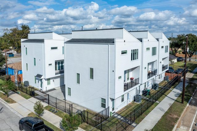 4804 Gano Street C, Houston, TX 77009