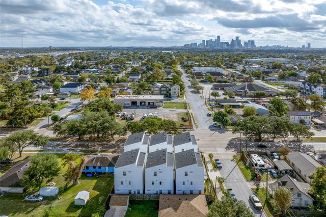 4804 Gano Street C, Houston, TX 77009