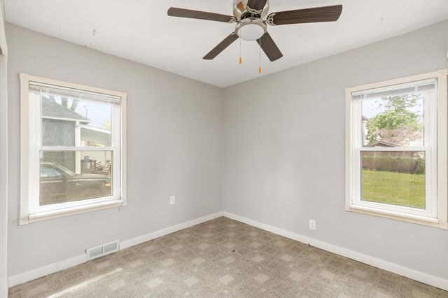 1338 33rd Street, Des Moines, IA 50311