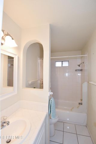 11432 BOB MITCHELL Drive, El Paso, TX 79936