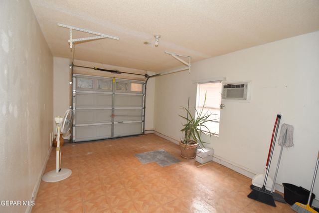 11432 BOB MITCHELL Drive, El Paso, TX 79936