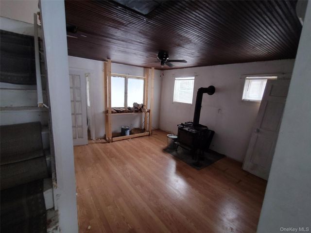 1131 COUNTY ROUTE 31, Glen Spey, NY 12737