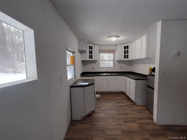 1131 COUNTY ROUTE 31, Glen Spey, NY 12737