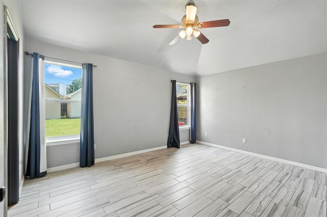 1510 N Carroll Avenue, Dallas, TX 75204