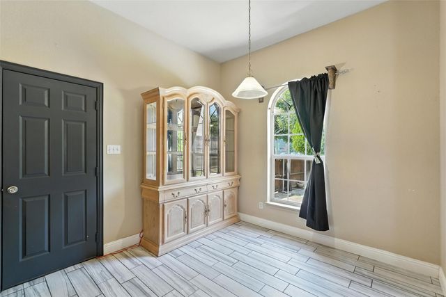 1510 N Carroll Avenue, Dallas, TX 75204