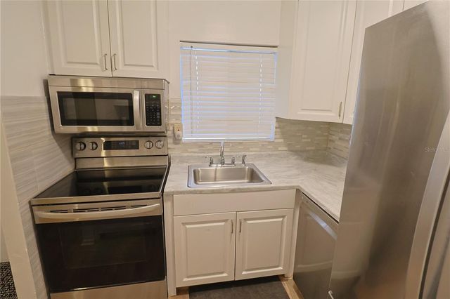 5955 PALM LANE A33, Bradenton, FL 34207