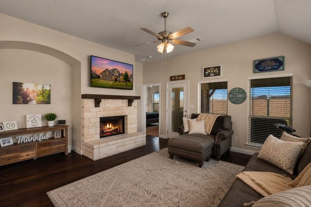 2325 Cambridge Avenue, Anna, TX 75409