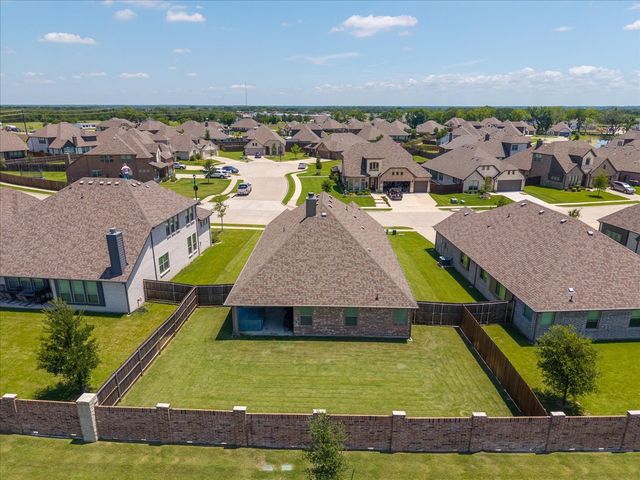 2325 Cambridge Avenue, Anna, TX 75409