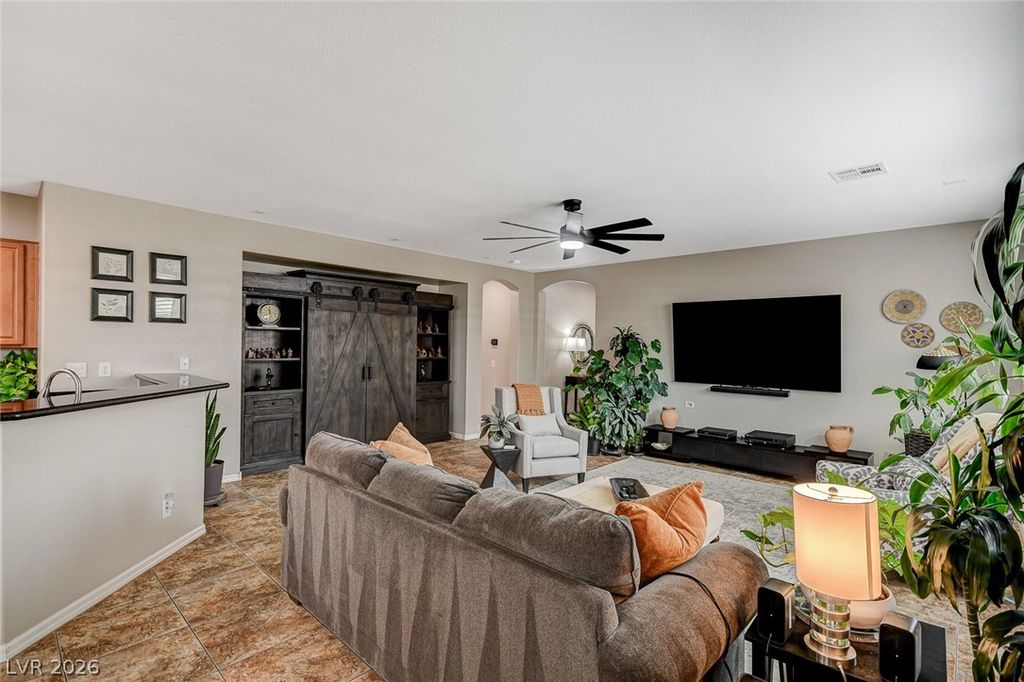 10335 Rugged Mountain Avenue, Las Vegas, NV 89166 — photo 5