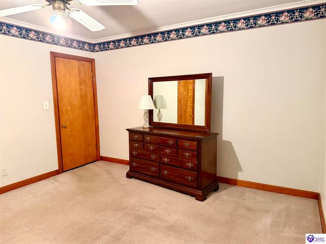 612 Cherrywood Drive, Elizabethtown, KY 42701
