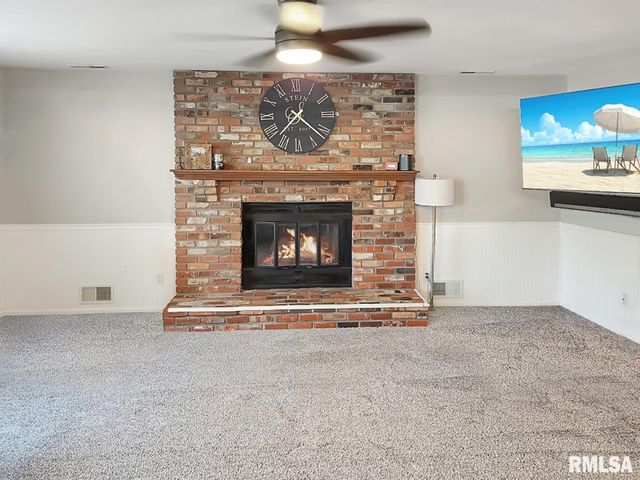 316 PINECREST Drive, Germantown Hills, IL 61548