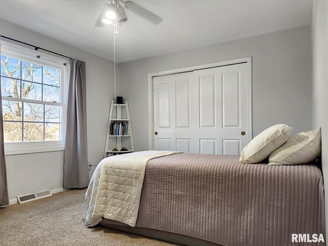 316 PINECREST Drive, Germantown Hills, IL 61548