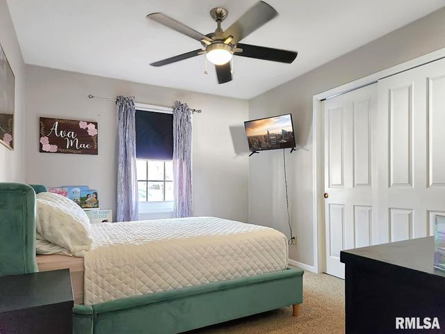 316 PINECREST Drive, Germantown Hills, IL 61548