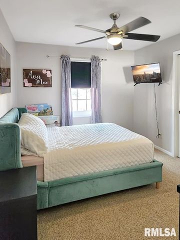 316 PINECREST Drive, Germantown Hills, IL 61548