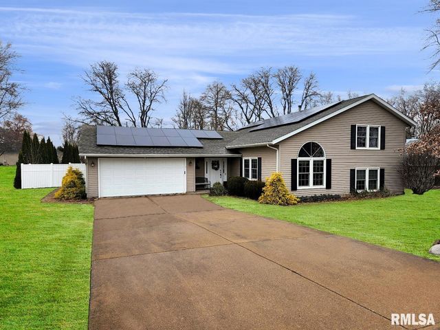 316 PINECREST Drive, Germantown Hills, IL 61548