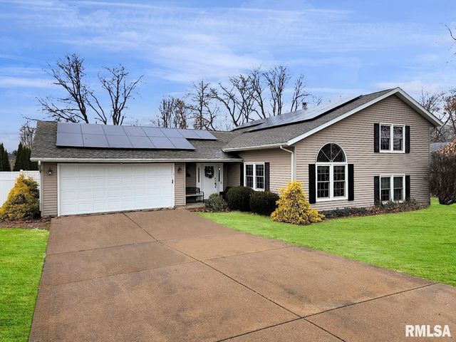 316 PINECREST Drive, Germantown Hills, IL 61548