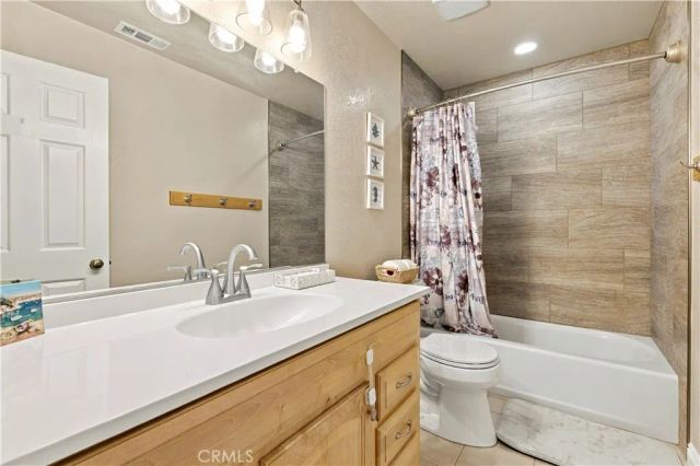 6226 W Avenue J5, Lancaster, CA 93536