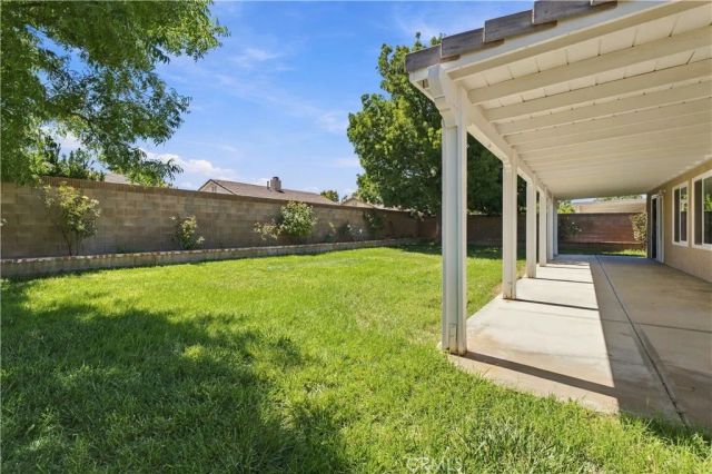 6226 W Avenue J5, Lancaster, CA 93536