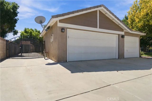 6226 W Avenue J5, Lancaster, CA 93536