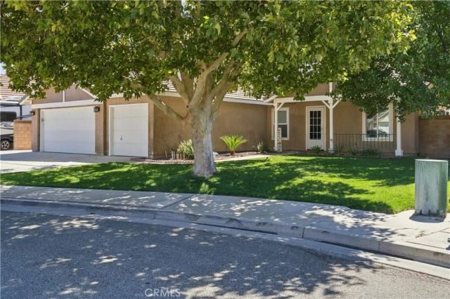 6226 W Avenue J5, Lancaster, CA 93536