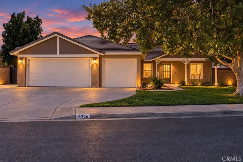 6226 W Avenue J5, Lancaster, CA 93536