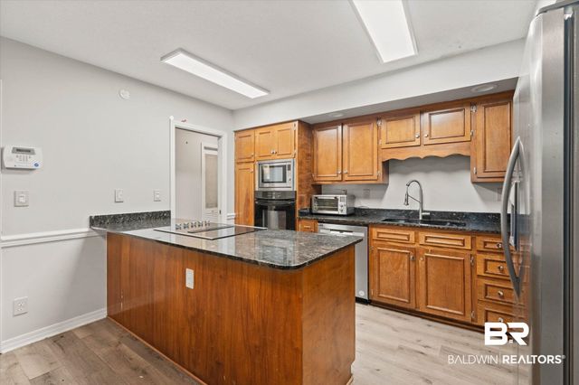 803 Pinemont Drive, Mobile, AL 36609