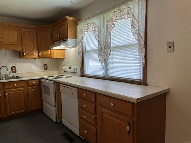 607 9th Street, Charles City, IA 50616