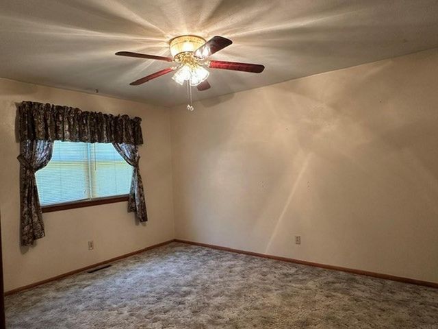 607 9th Street, Charles City, IA 50616