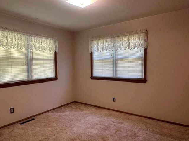 607 9th Street, Charles City, IA 50616