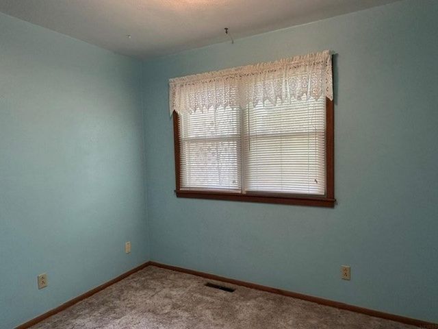 607 9th Street, Charles City, IA 50616