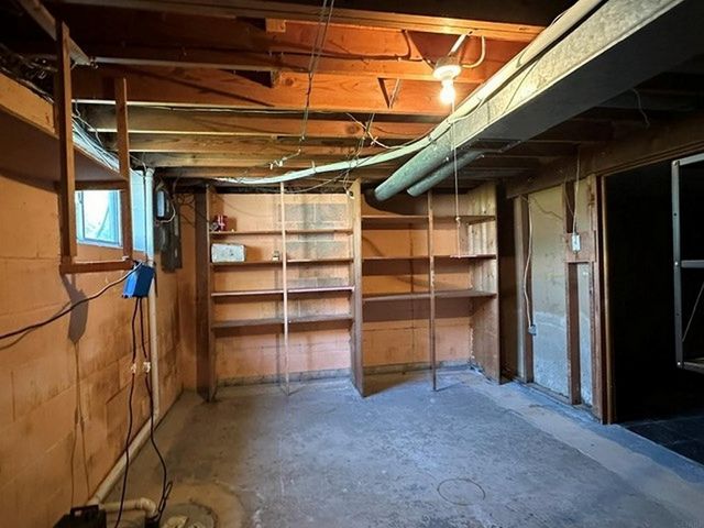 607 9th Street, Charles City, IA 50616