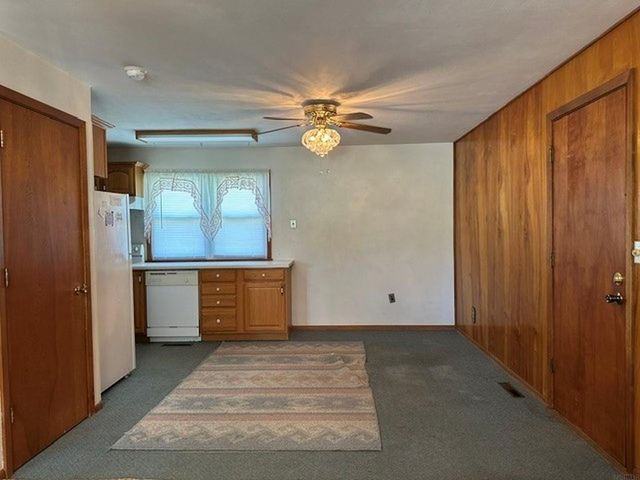 607 9th Street, Charles City, IA 50616