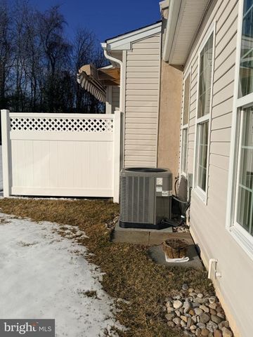 3527 DOGWOOD DR, Garnet Valley, PA 19060