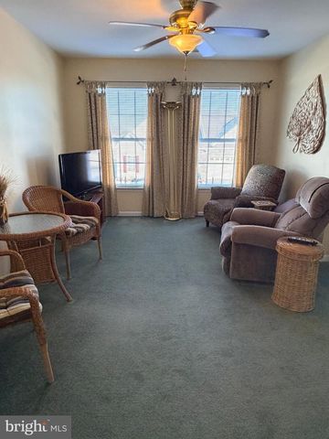 3527 DOGWOOD DR, Garnet Valley, PA 19060