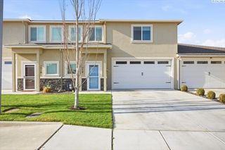 1010 S Elma Street, Kennewick, WA 99338