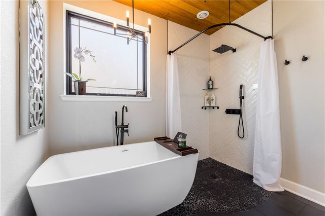 8339 La Casa Avenue, Springdale, AR 72762